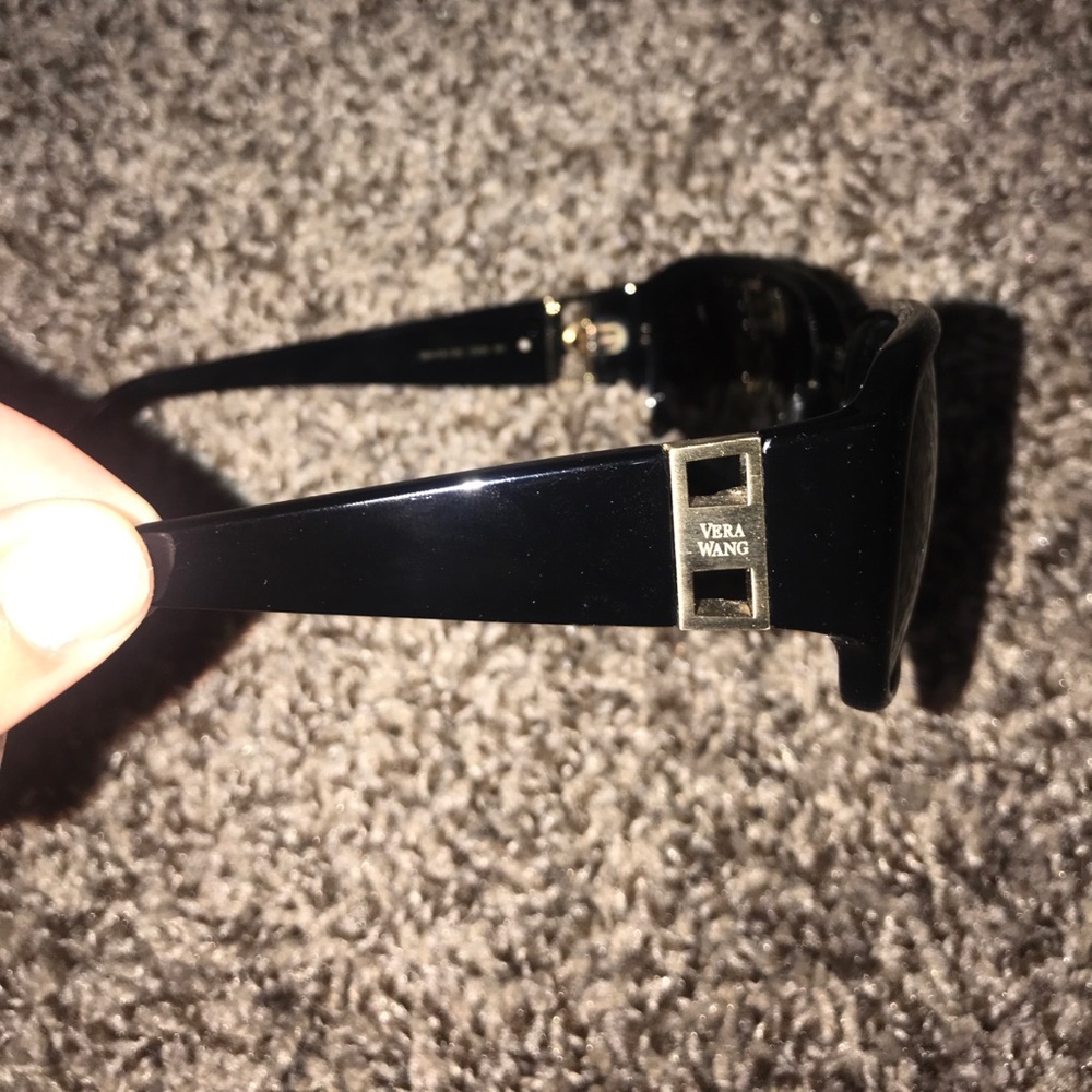 Vera wang sunglasses